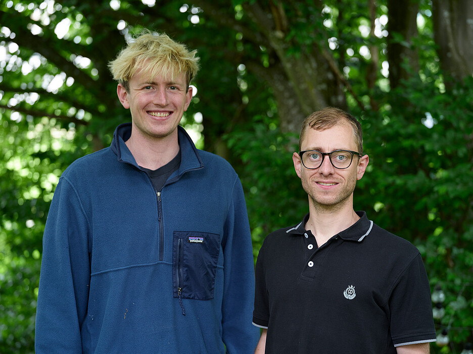 Mit klimapositiven Baumaterialien zur Firmengründung: Charles Gerike-Roberts und Moritz Keller (v.l.), die mit ihrem Konzept die diesjährige Startup Challenge gewonnen haben.
