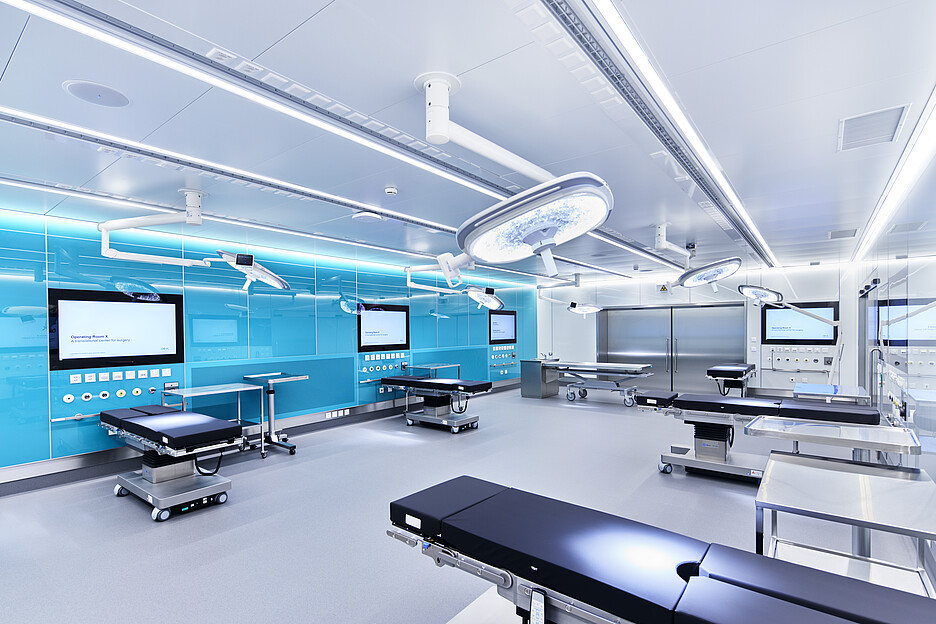 Im modernen Lehr- und Forschungszentrum OR-X der Universitätsklinik Balgrist werden die Chirurginnen und Chirurgen von morgen ausgebildet – schneller und besser. / Foto oben und hier Daniel Hager