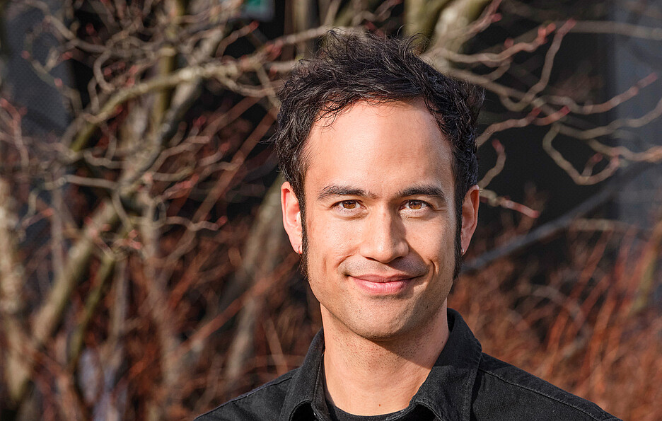 Rainer Gabriel from the School of Social Work has noticed that the examination results of his students have improved steadily over recent years.