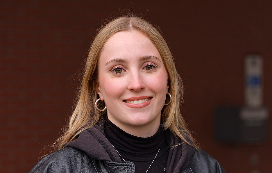 Shaline Freuler is a student completing the Journalism and Communication programme at the School of Applied Linguistics.